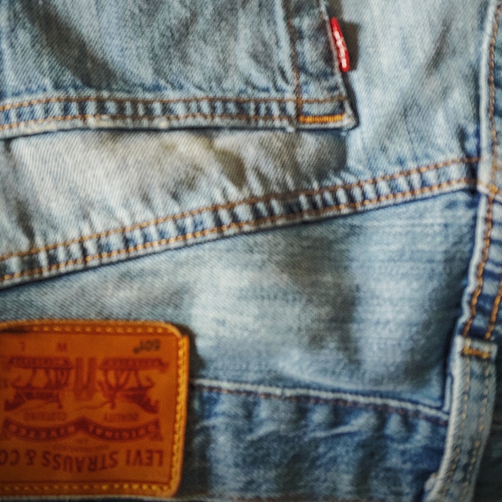 Levi's Straight Leg stonewashed jeans